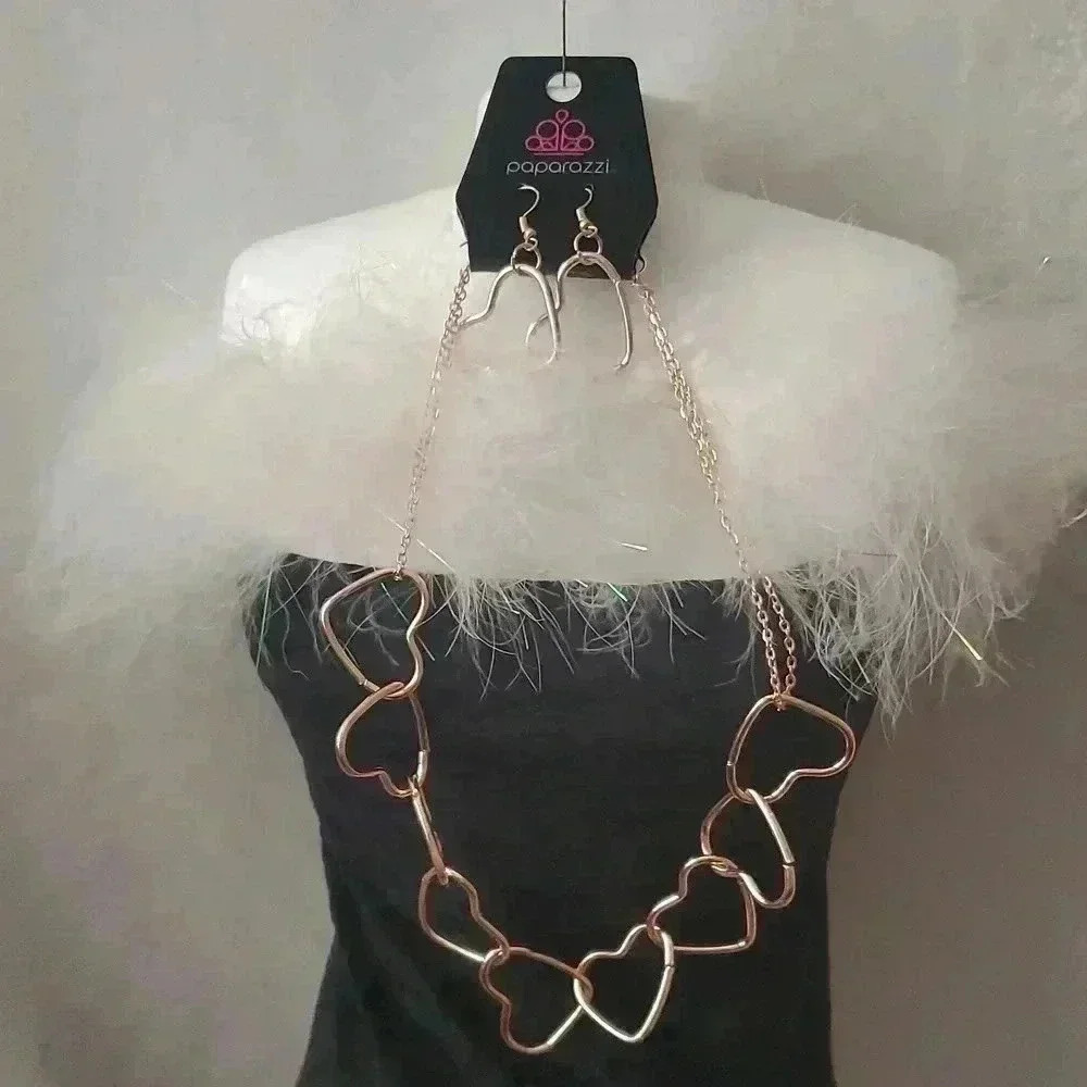 ☆☆☆Paparazzi necklace and earrings set